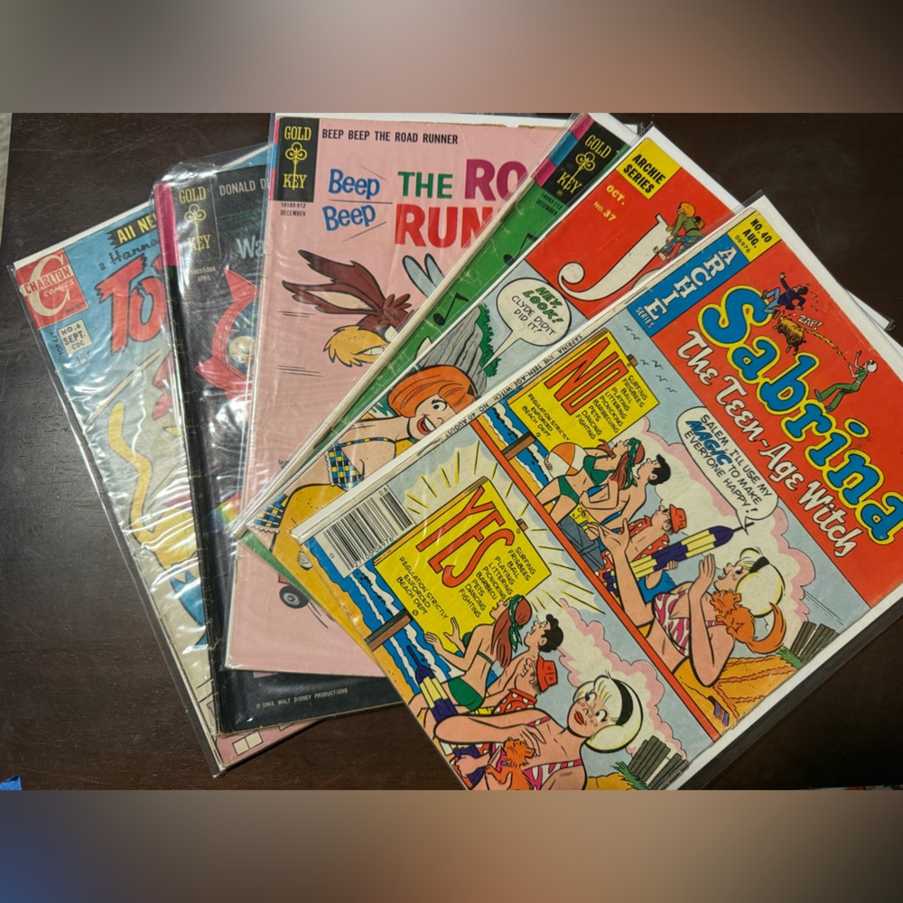 6 Assorted Comic Bundle - image 1
